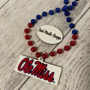 Ole Miss Rebels University of Mississippi Mardi Gras Necklace Beads Souvenir